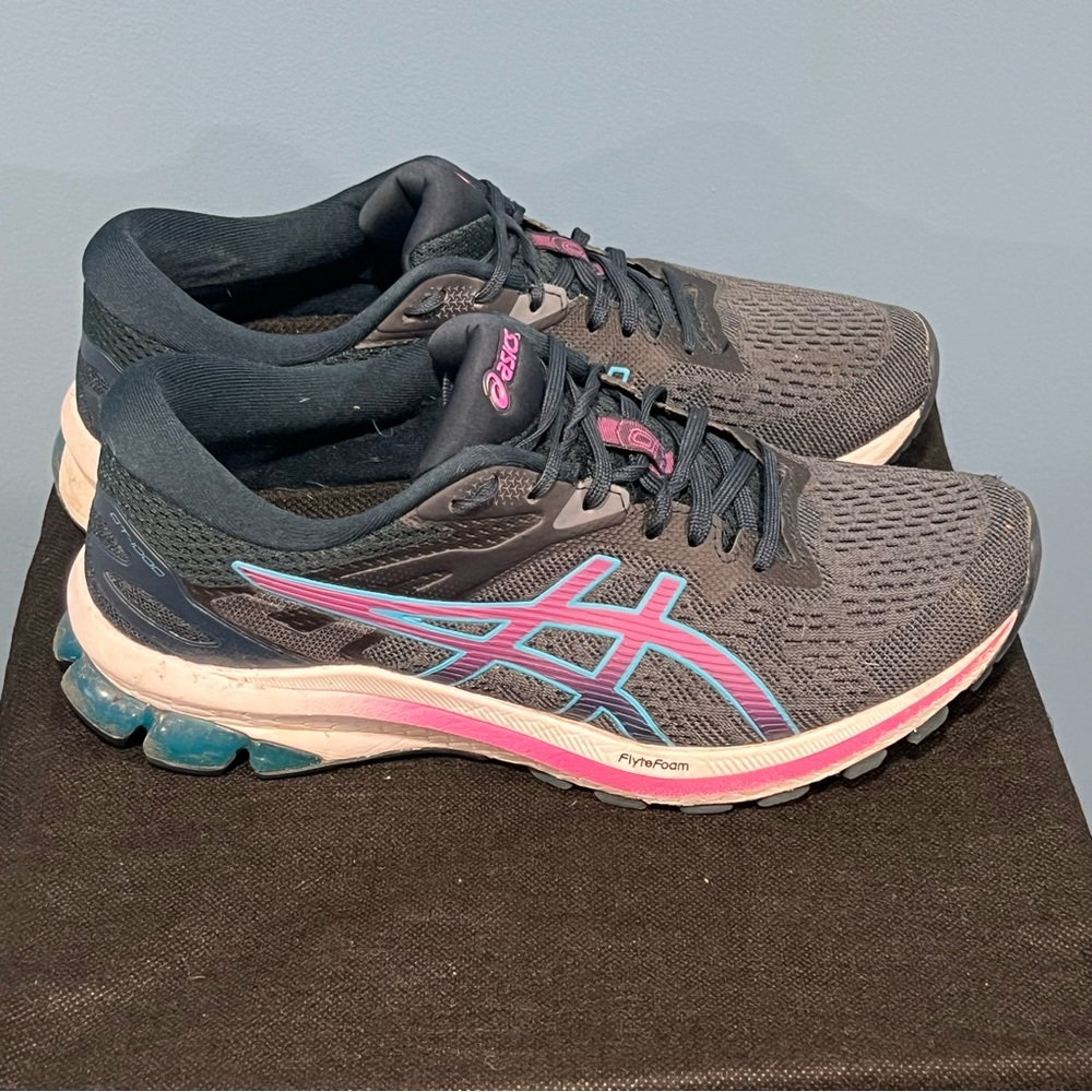 Women’s Asics GT 1000 Athletic Running Shoes Sneakers Women's Size 9 Purple Blue - Picture 3 of 8
